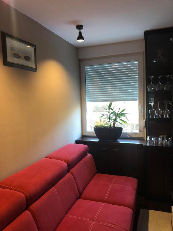 Apartman Mirek Apartment วาราชดีน ภายนอก รูปภาพ