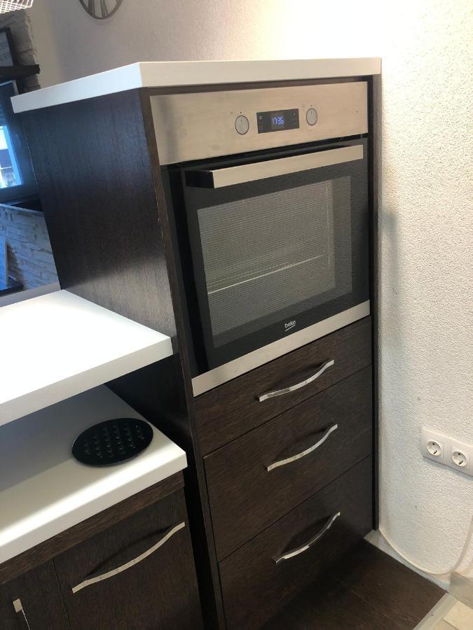 Apartman Mirek Apartment วาราชดีน ภายนอก รูปภาพ